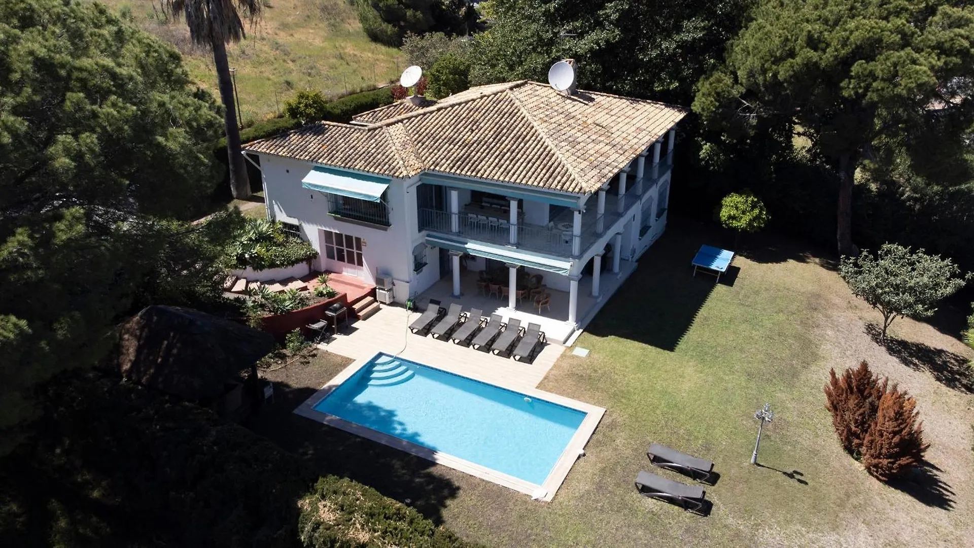 Villa Paradise Close To Puerto Banus Marbella