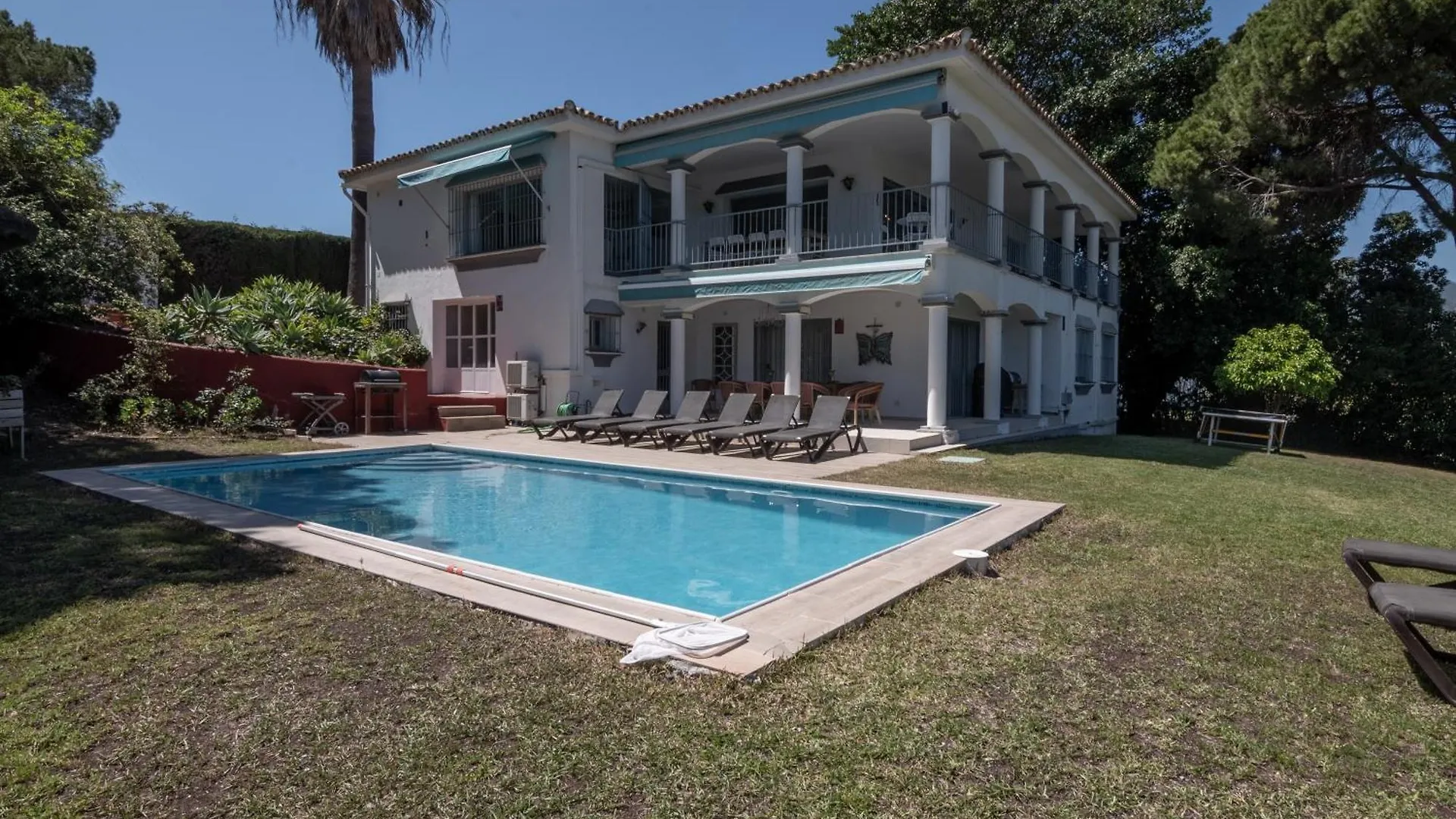 Villa Paradise Close To Puerto Banus Marbella
