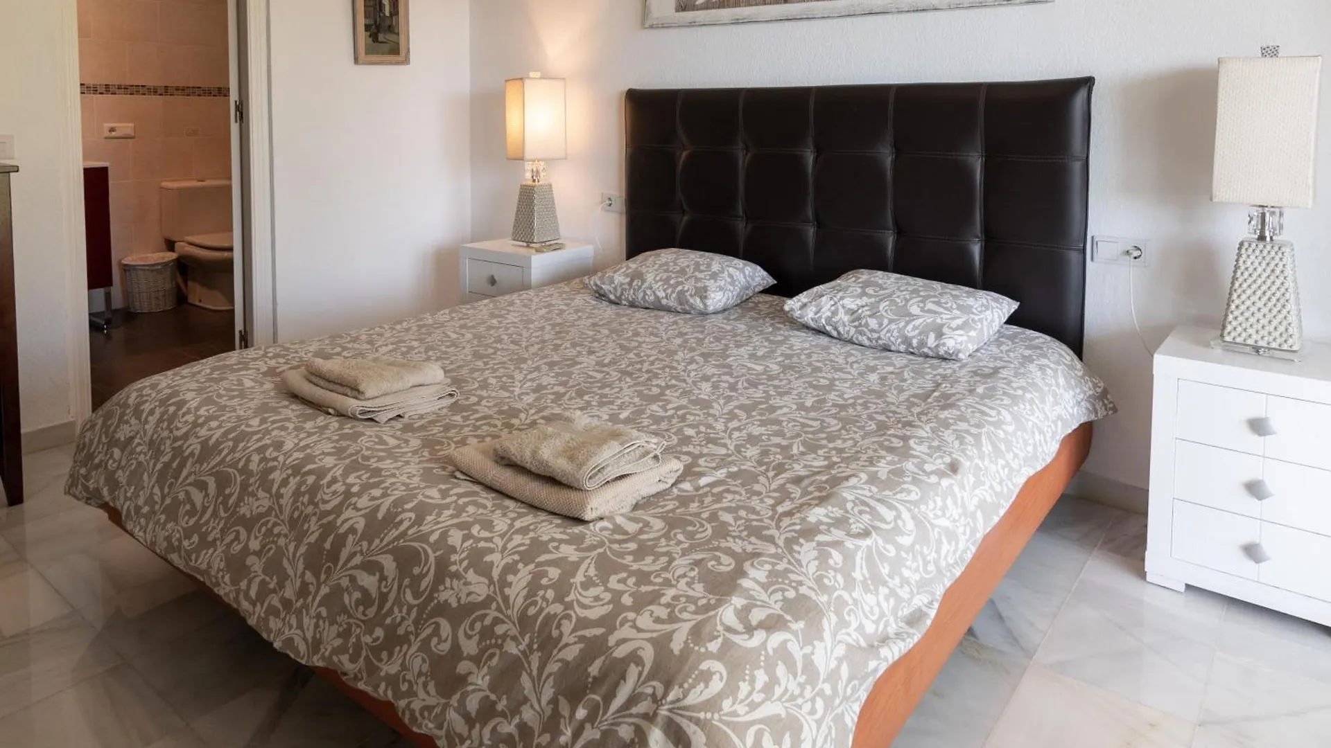 Villa Paradise Close To Puerto Banus Marbella Spain