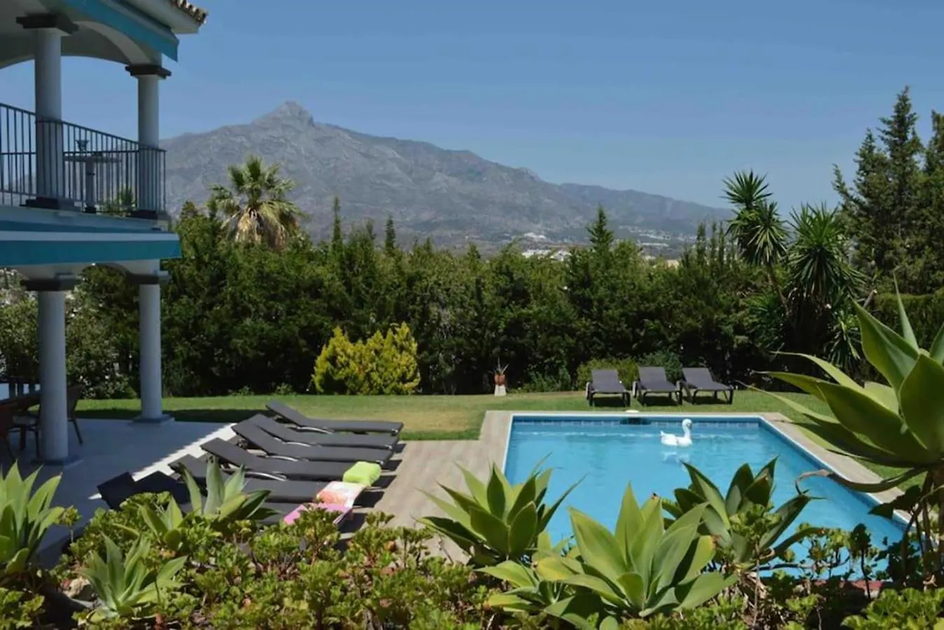 Villa Paradise Close To Puerto Banus Marbella
